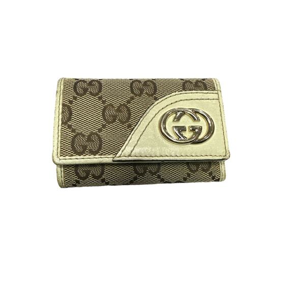 331. Gucci Brown GG Canvas Key Case